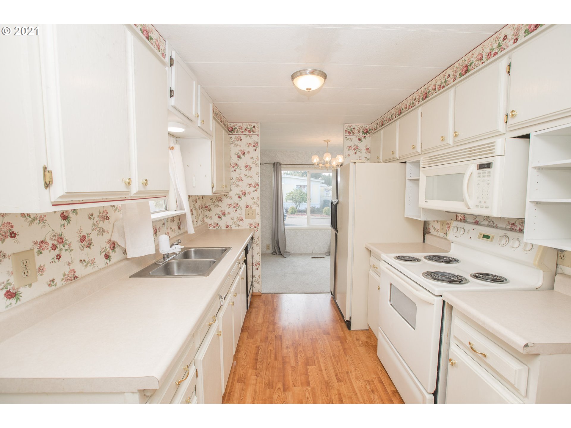 3530 Game Farm Road, Unit 13 Springfield, OR 97477 - Photo 8 of 20