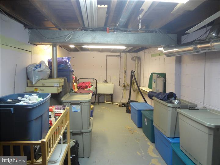 51 Endicott Road Hamilton, NJ 08690 - Photo 17 of 20 Gallery Image 17