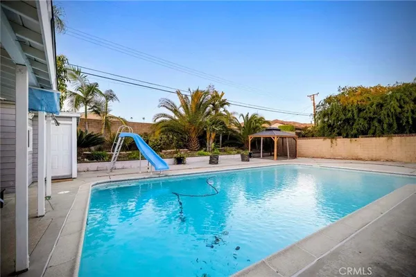 $968,000 | 933 East Woodland Lane, Glendora, CA 91741