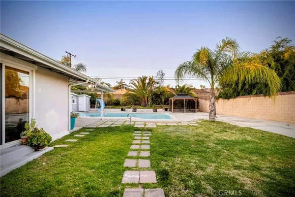 $968,000 | 933 East Woodland Lane, Glendora, CA 91741