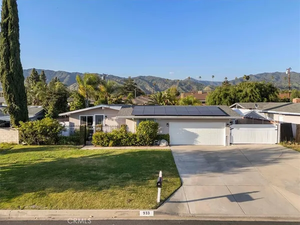 $968,000 | 933 East Woodland Lane, Glendora, CA 91741