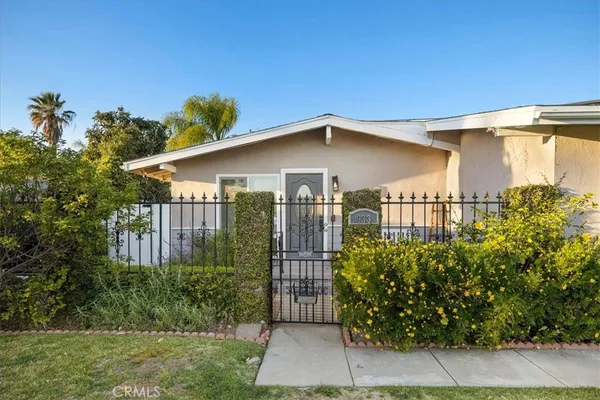 $968,000 | 933 East Woodland Lane, Glendora, CA 91741