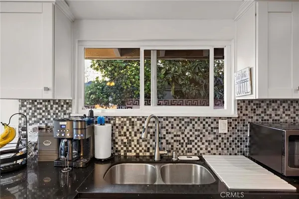 $968,000 | 933 East Woodland Lane, Glendora, CA 91741