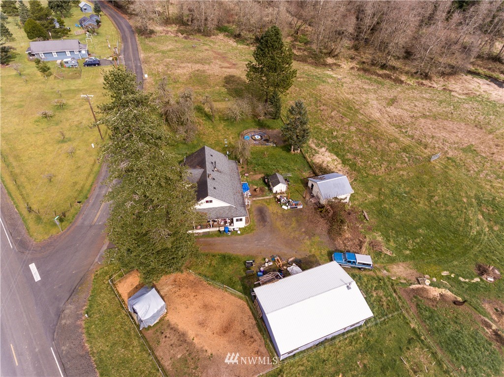 1439 Hining Road Winlock, WA 98596 - Photo 2 of 15