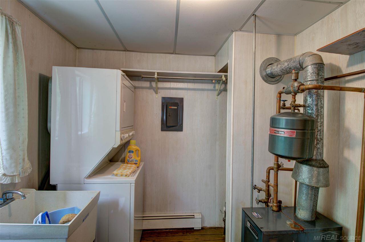 7369 Yale Road Lexington, MI 48450 - Photo 11 of 39 50076073-10.JPG