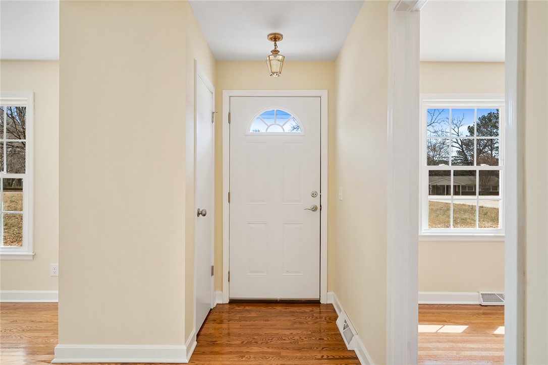 24 Joy Circle Walhalla, SC 29691 - Photo 2 of 26