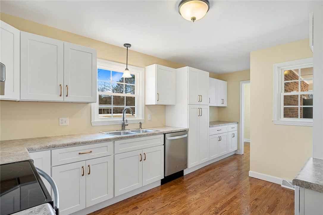 24 Joy Circle Walhalla, SC 29691 - Photo 8 of 26