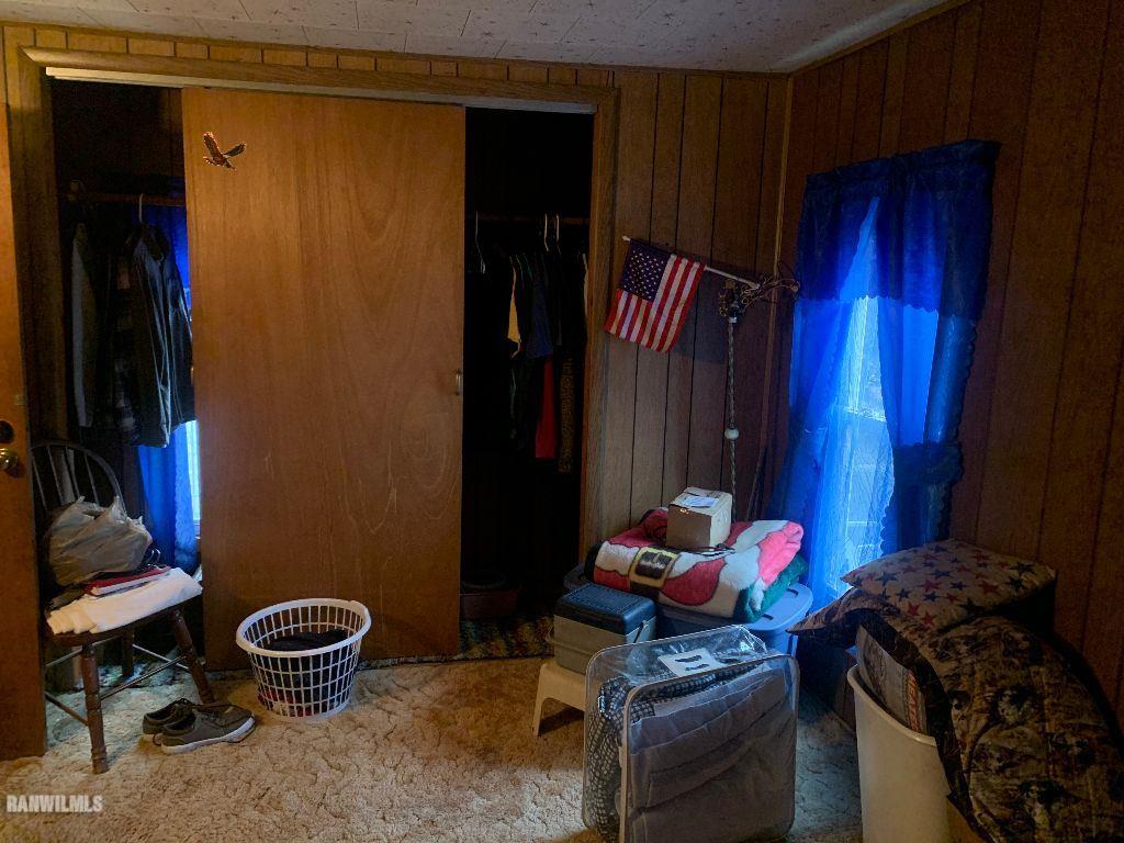 2708 West Florence Road Freeport, IL 61032 - Photo 10 of 16 a room with a closet and storage