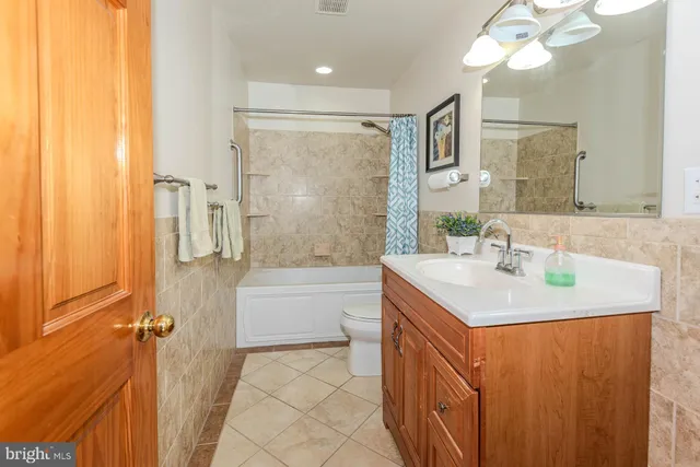 $799,950 | 1610 Hog Farm Road, Millersville, MD 21108