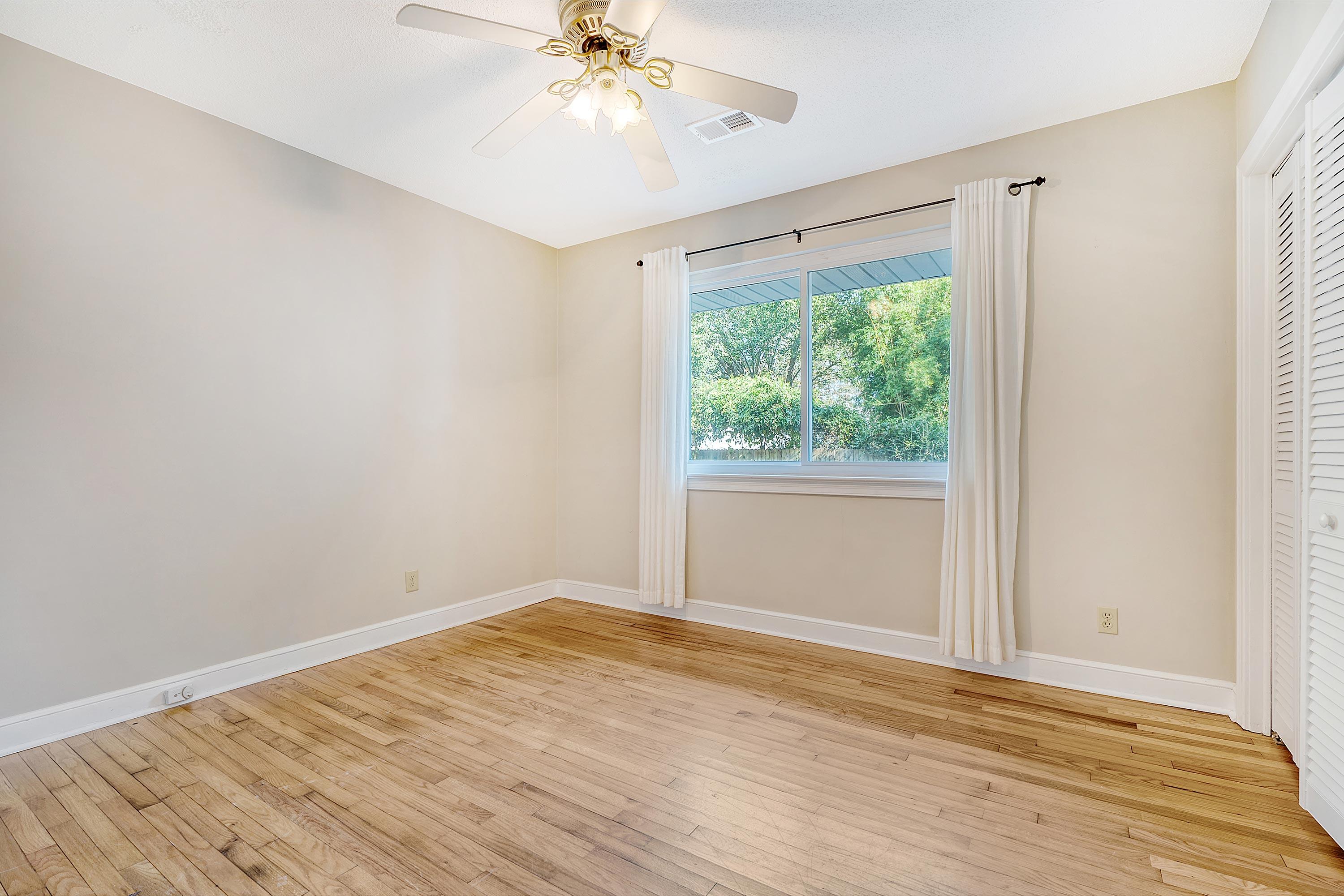12 Sheridan Road Charleston, SC 29407 - Photo 29 of 46 12 Sheridan Road-39