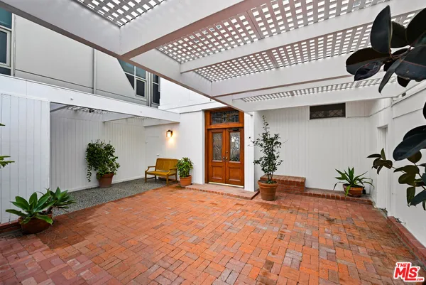 $30,000 | 21938 Pacific Coast Highway, Malibu, CA 90265