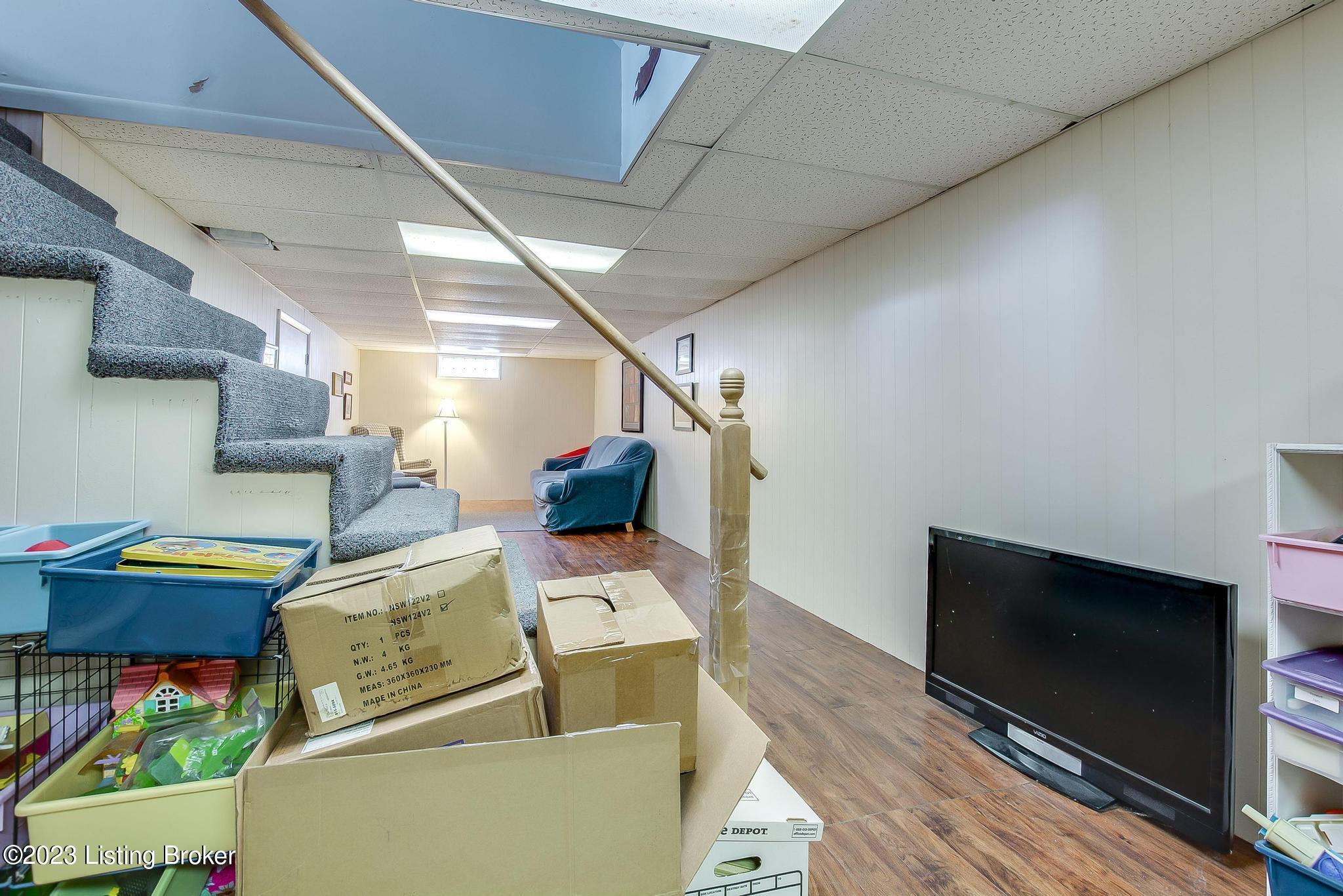 703 Farmingham Road Louisville, KY 40243 - Photo 67 of 70 703_FarminghamRd_40243_581