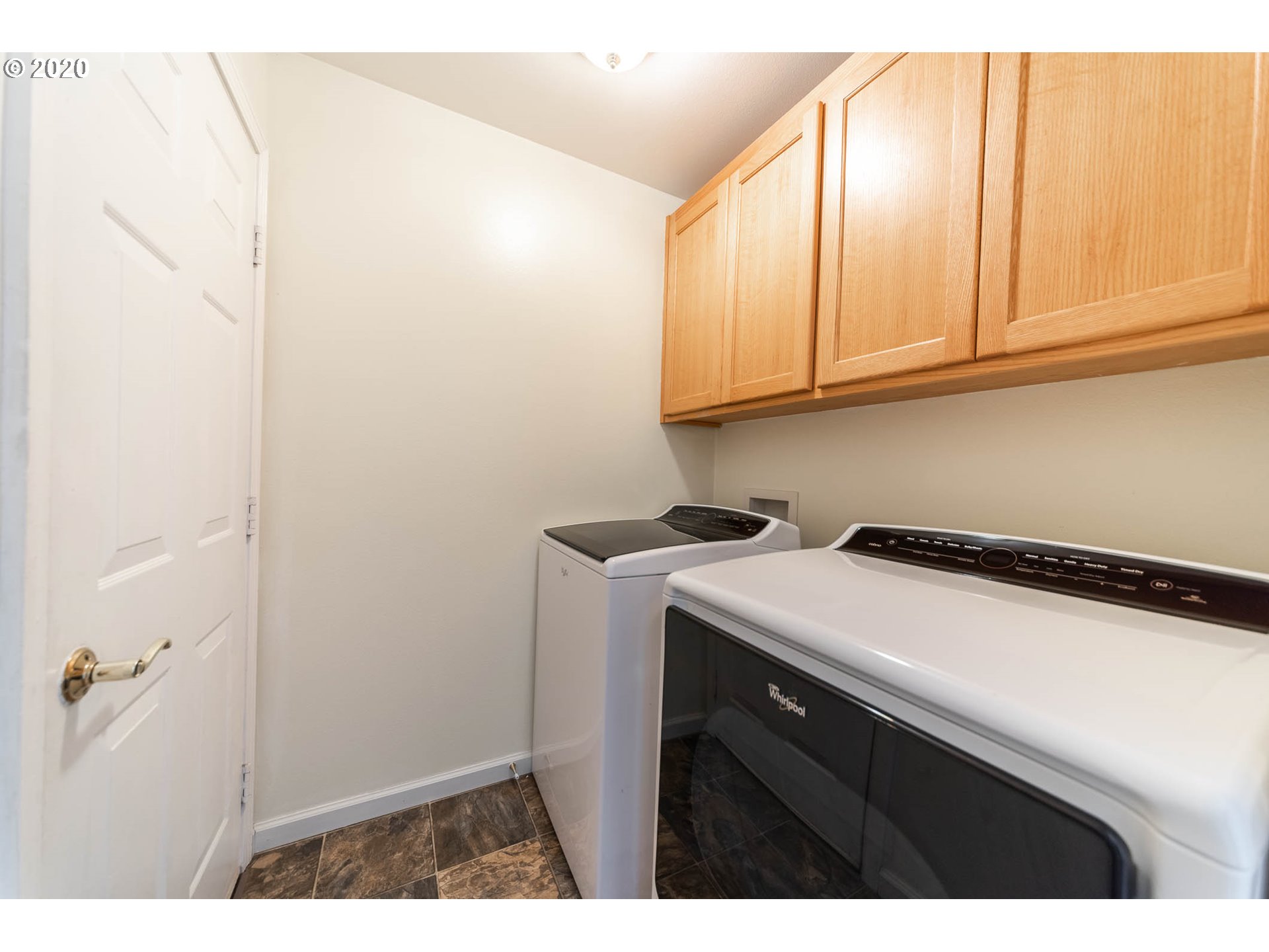 2309 Sony Loop Eugene, OR 97404 - Photo 12 of 31 Gallery Image 12
