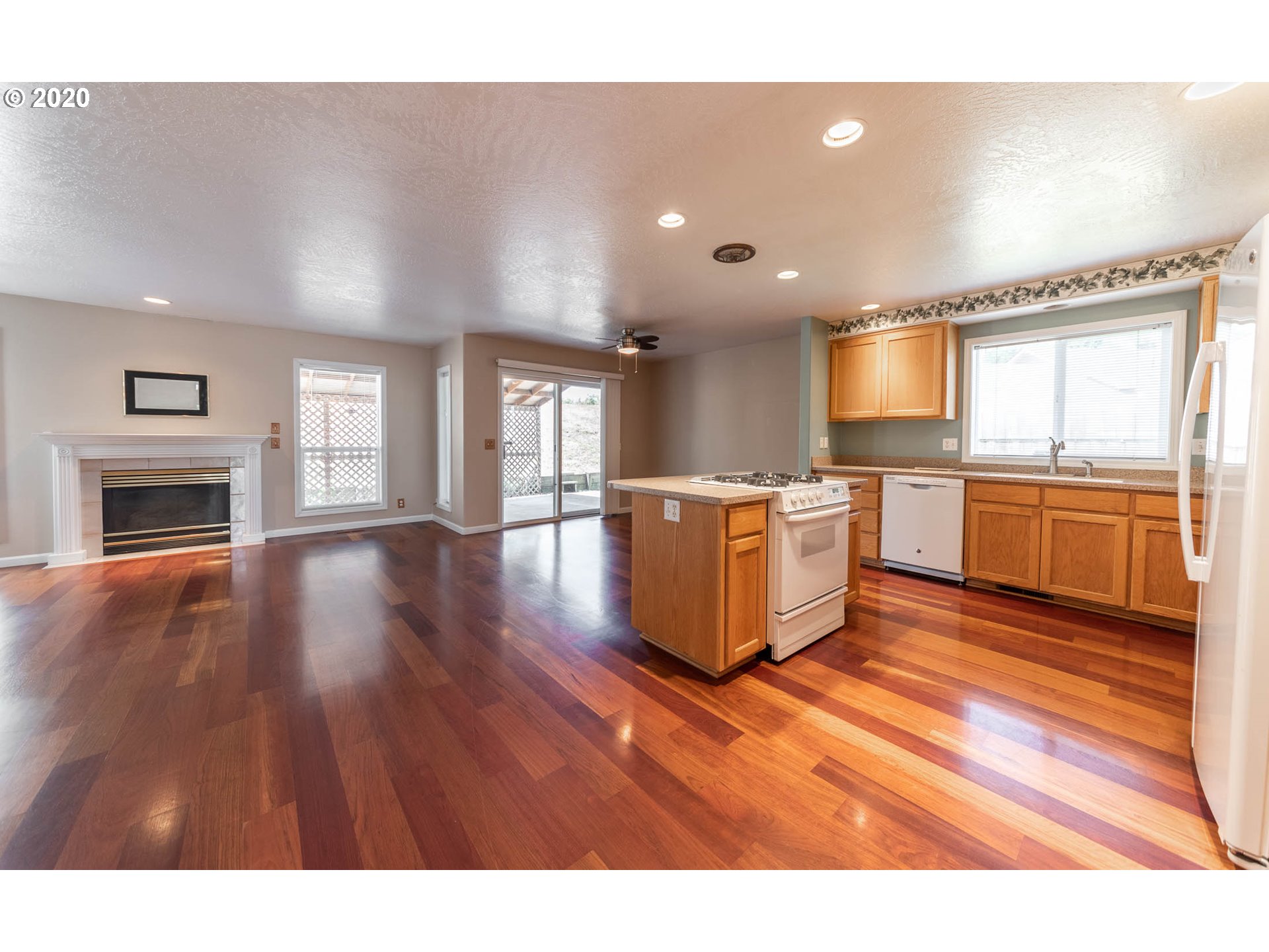 2309 Sony Loop Eugene, OR 97404 - Photo 13 of 31 Gallery Image 13