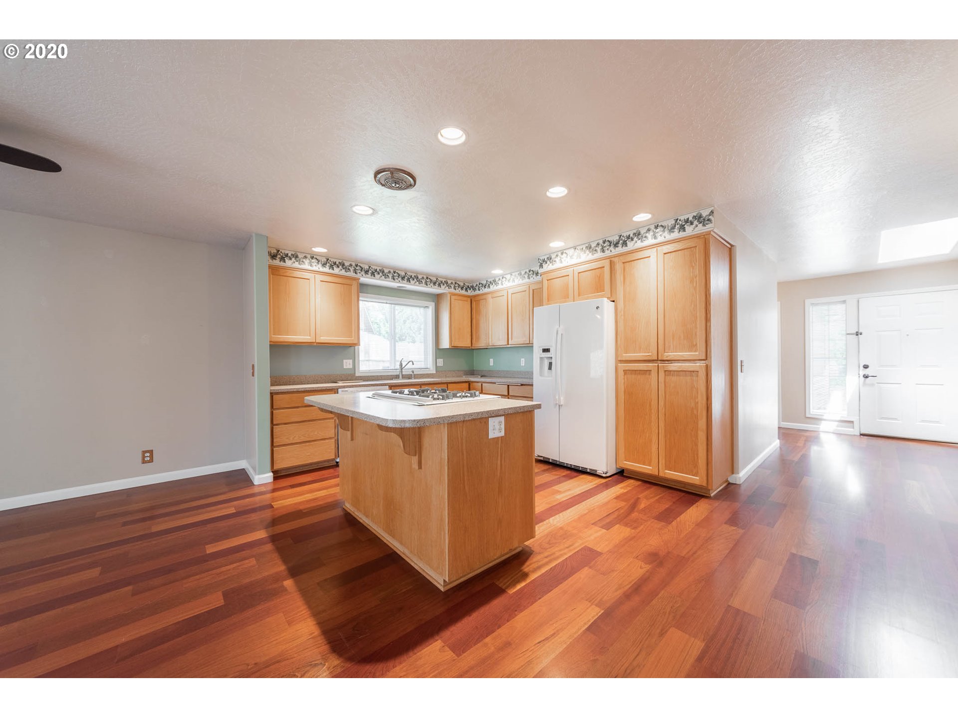 2309 Sony Loop Eugene, OR 97404 - Photo 14 of 31 Gallery Image 14