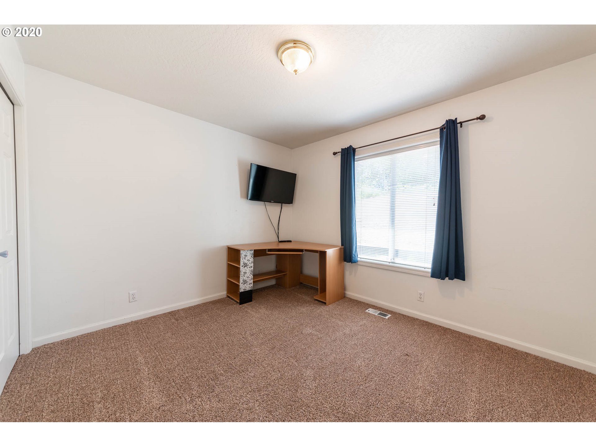 2309 Sony Loop Eugene, OR 97404 - Photo 6 of 31 Gallery Image 6