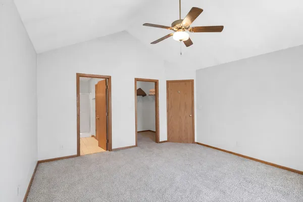 $399,000 | 144 Canterbury Court, Bloomingdale, IL 60108