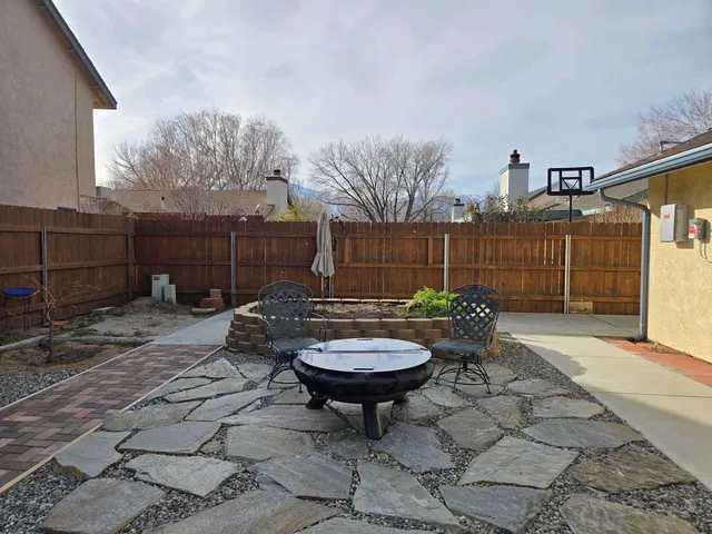 $669,900 | 2428 Choctaw Drive, Unit 10, Bishop, CA 93514