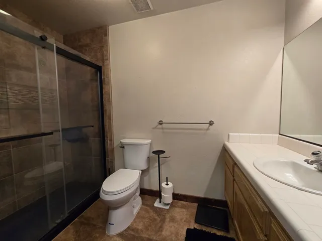 $669,900 | 2428 Choctaw Drive, Unit 10, Bishop, CA 93514