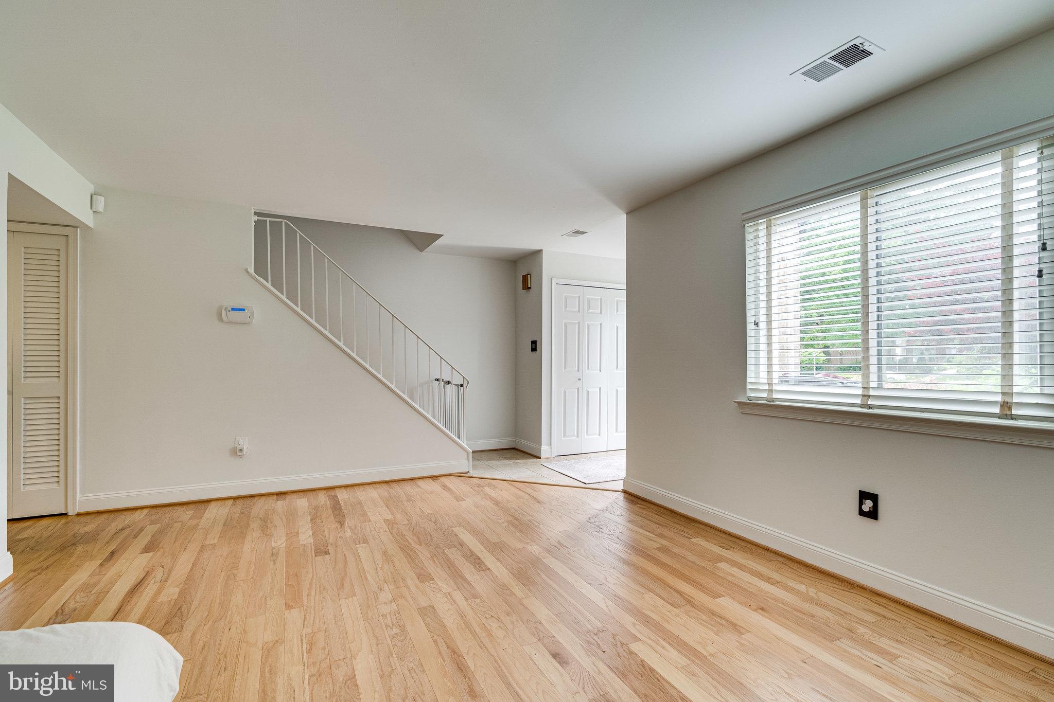 11016 Saffold Way Reston, VA 20190 - Photo 6 of 24 Gallery Image 6