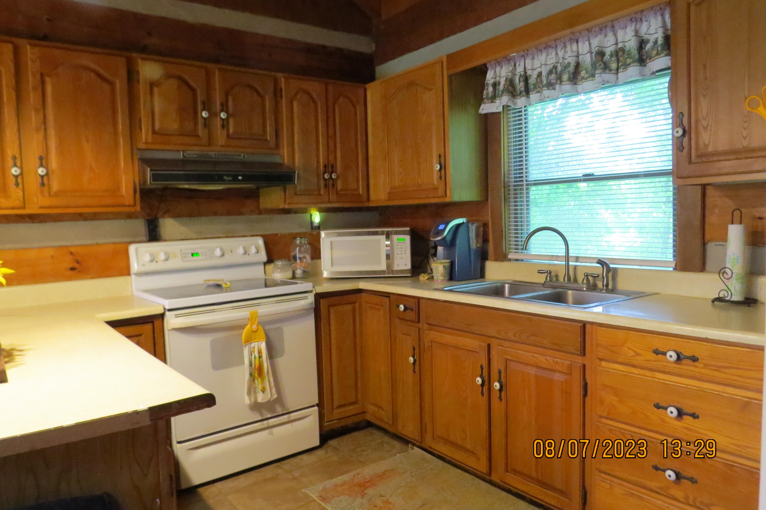 437 Fresh Meadows Road Dayhoit, KY 40824 - Photo 16 of 115 IMG_7003