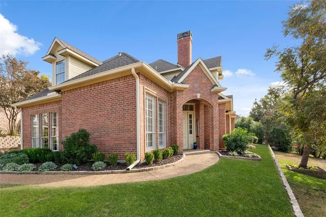 $585,000 | 102 Weatherly Circle, Rockwall, TX 75032