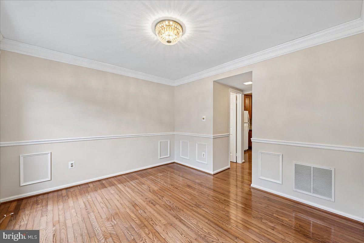 7592 Ruxton Drive Springfield, VA 22153 - Photo 17 of 72