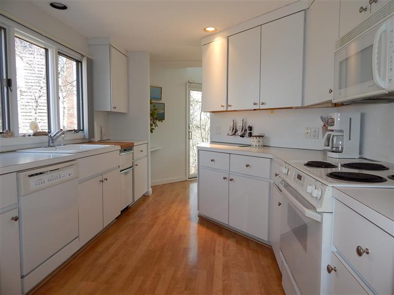 11 Thistlemore Road Provincetown, MA 02657 - Photo 9 of 29 Additional Photo