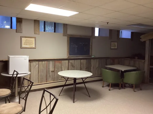 $106,900 | 913 Abbott Street, Unit 203, Albert Lea, MN 56007