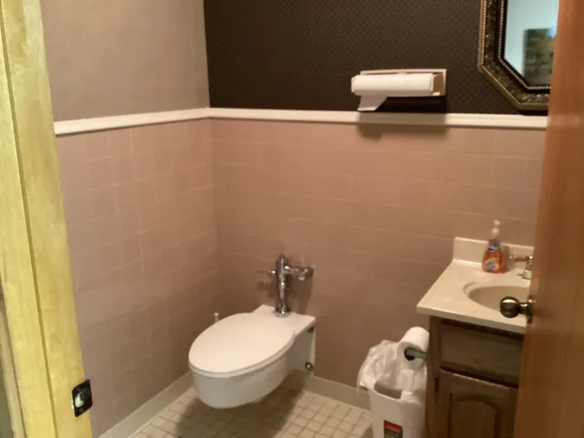 $106,900 | 913 Abbott Street, Unit 203, Albert Lea, MN 56007