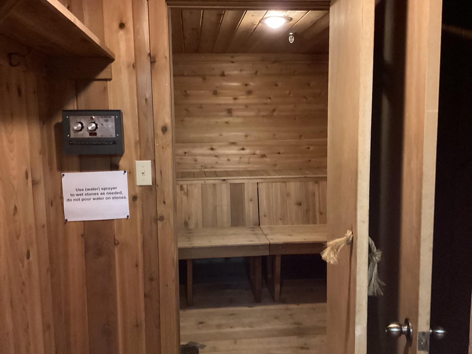 913 Abbott Street, Unit 203 Albert Lea, MN 56007 - Photo 18 of 34