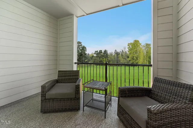 $560,000 | 620 Hedrick Ridge Road, Unit 314, Cary, NC 27519