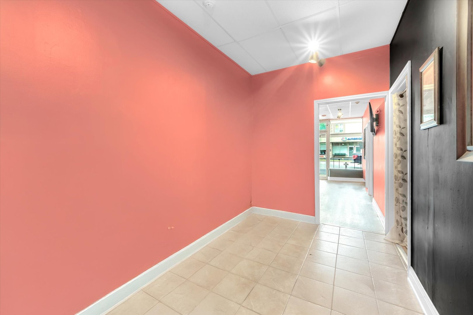 18660 Dixie Highway Homewood, IL 60430 - Photo 15 of 53 a view of an empty room