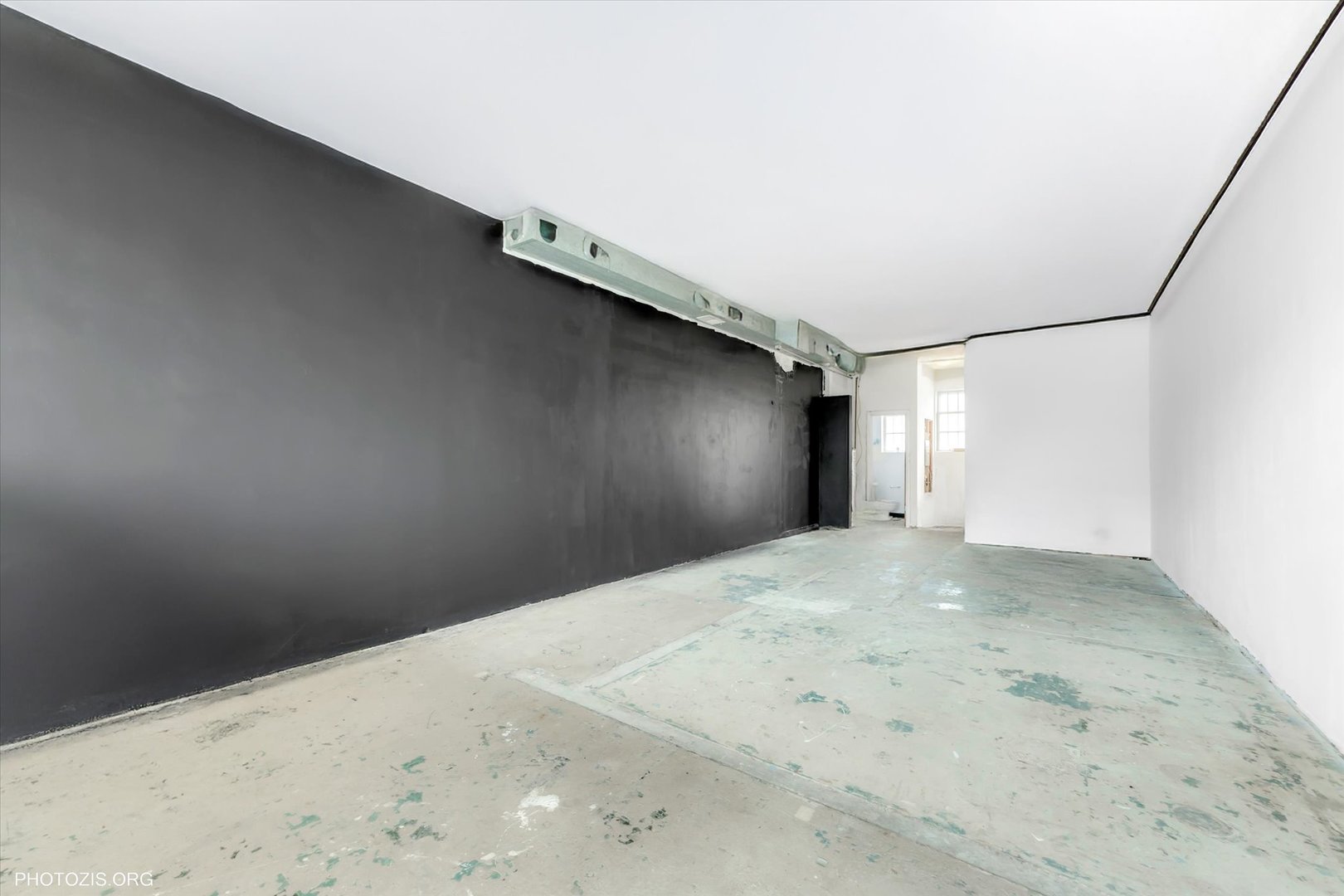 18660 Dixie Highway Homewood, IL 60430 - Photo 23 of 53 a view of empty room