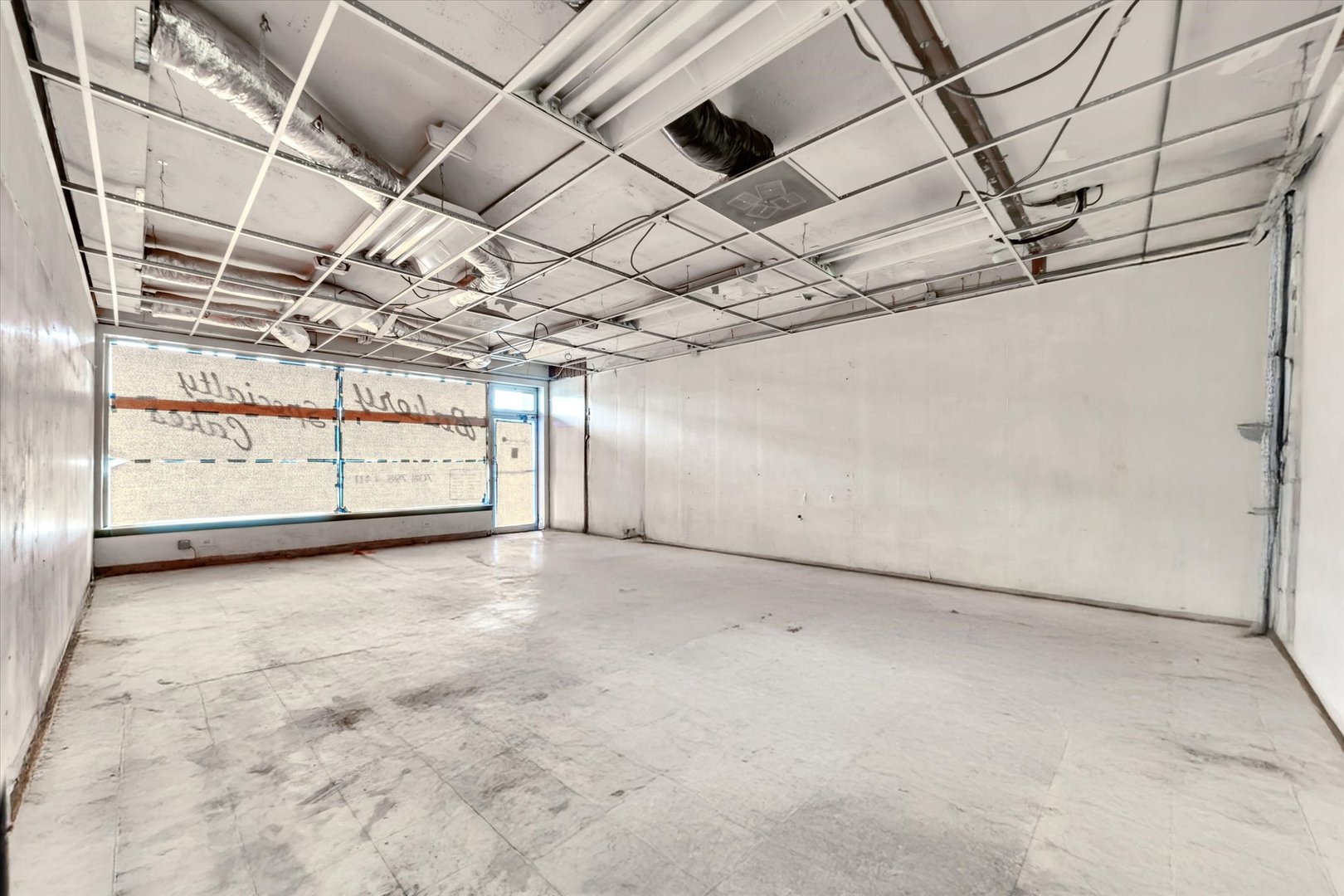 18660 Dixie Highway Homewood, IL 60430 - Photo 28 of 53 a view of a garage