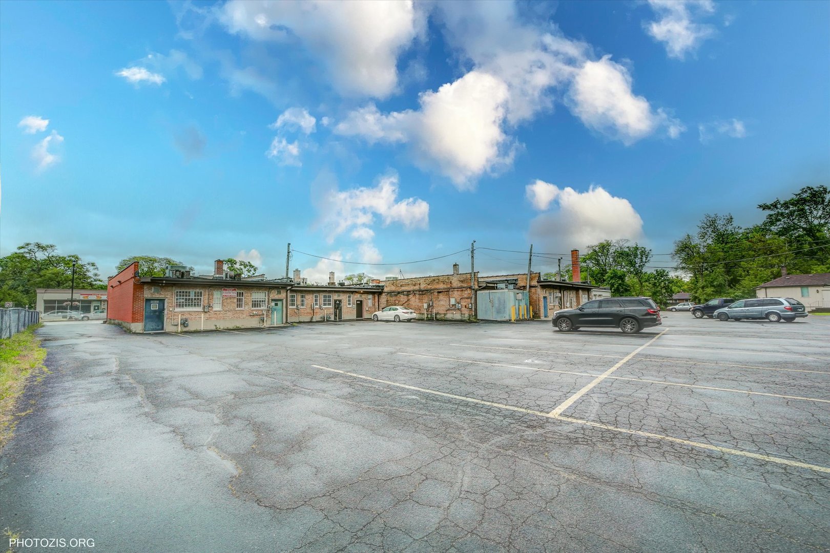 18660 Dixie Highway Homewood, IL 60430 - Photo 49 of 53 a view of a basket ball ground