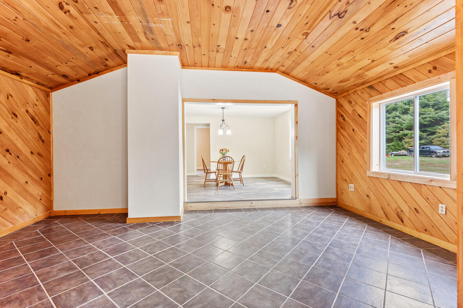 34 Canton Road Livermore, ME 04253 - Photo 4 of 53 13_BP5A0285_DxO_mls