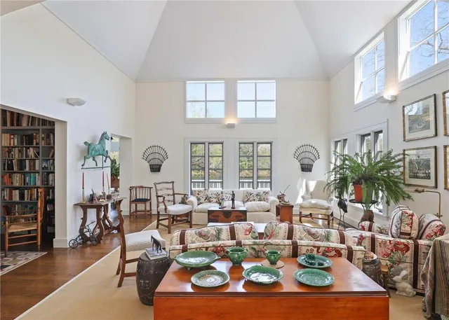 $4,495,000 | 28 Heron Lake Road, Bedford, NY 10506