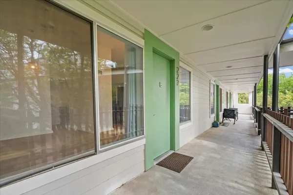 $1,500 | 2200 Dickson Drive, Unit 227, Austin, TX 78704