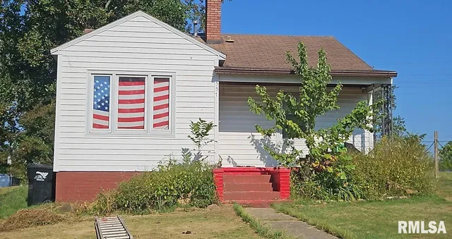 $44,900 | 557 3rd Street, Rosiclare, IL 62982
