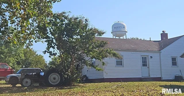 $44,900 | 557 3rd Street, Rosiclare, IL 62982