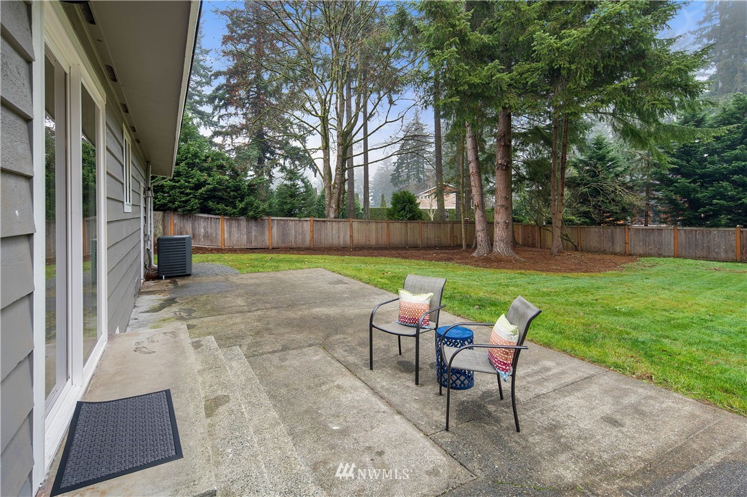 22001 Vine Road Brier, WA 98036 - Photo 20 of 22 Gallery Image 20