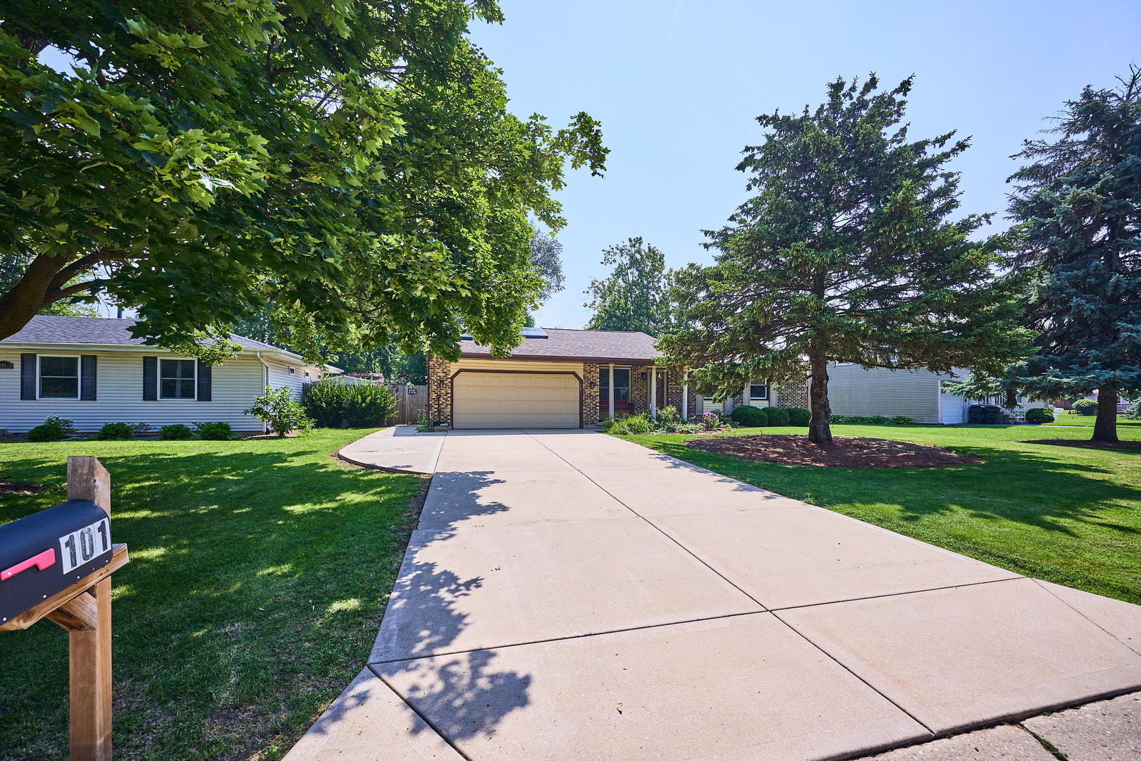 101 Augusta Road Oswego, IL 60543 - Photo 1 of 4 Gallery Image 1