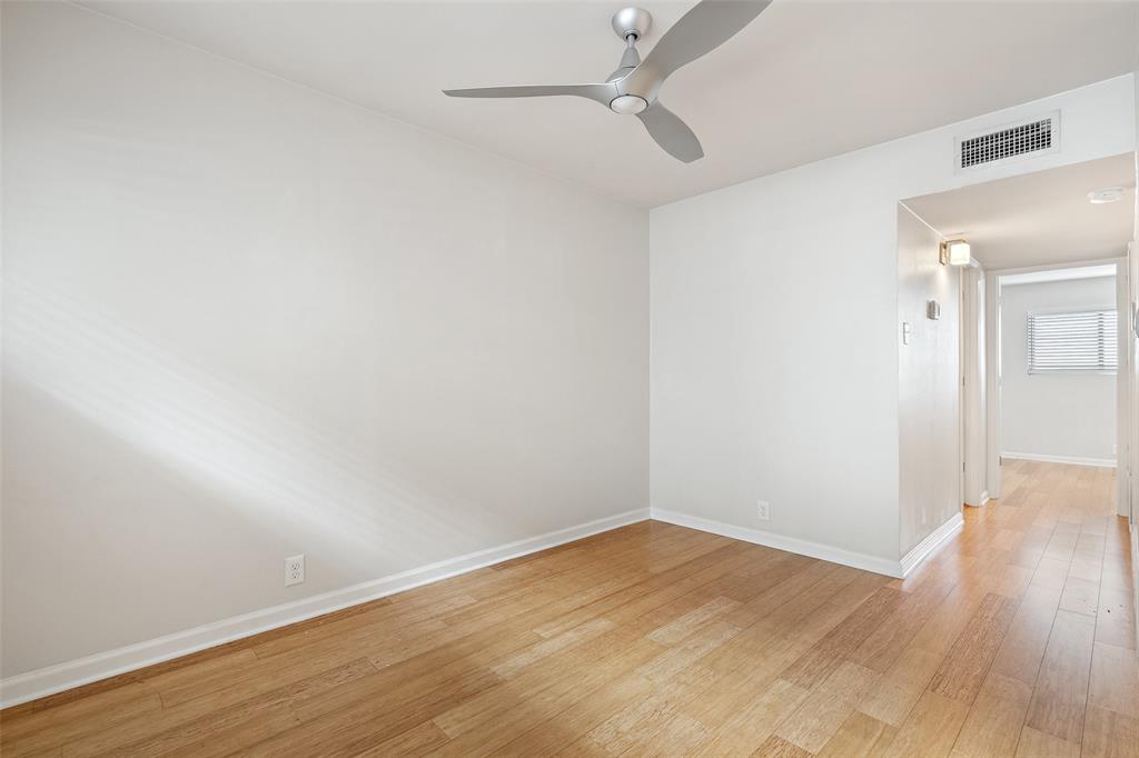 2404 Longview Street, Unit 105 Austin, TX 78705 - Photo 17 of 19