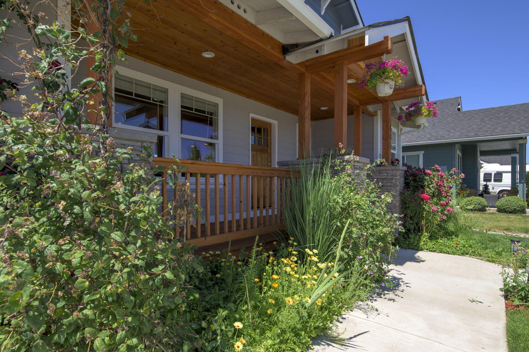 685 Northwest Rimrock Drive Redmond, OR 97756 - Photo 4 of 45 2-web-or-mls-685 NW Rimrock Dr, Redmond-