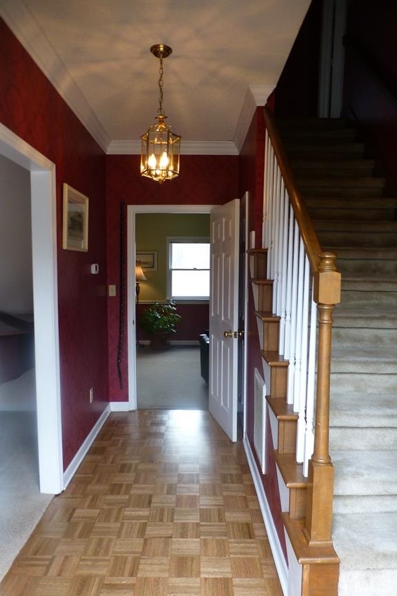 233 Henry Road Burlington, NC 27215 - Photo 3 of 25 Foyer Entry