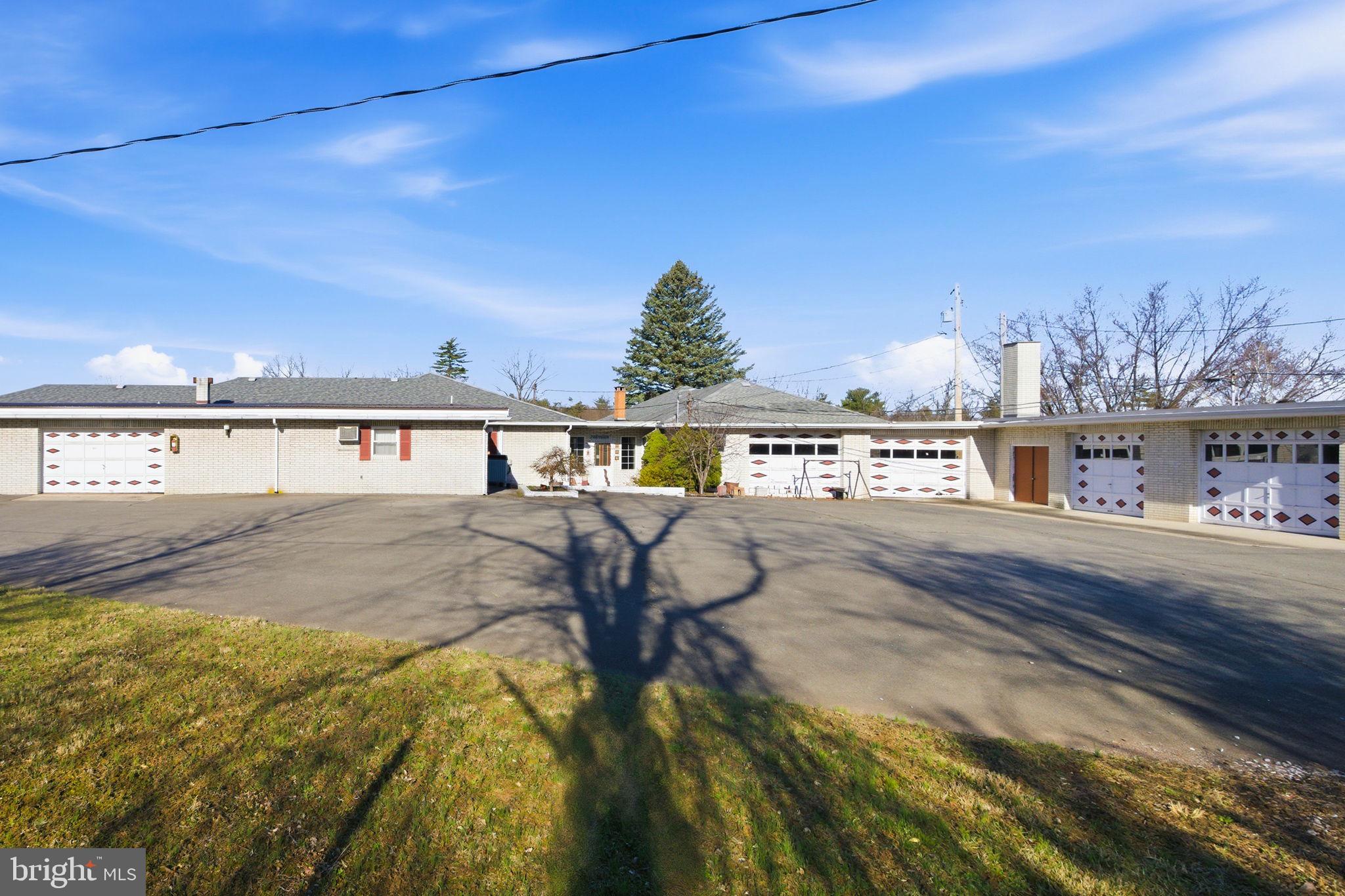 501 South Breezewood Road Breezewood, PA 15533 - Photo 4 of 43