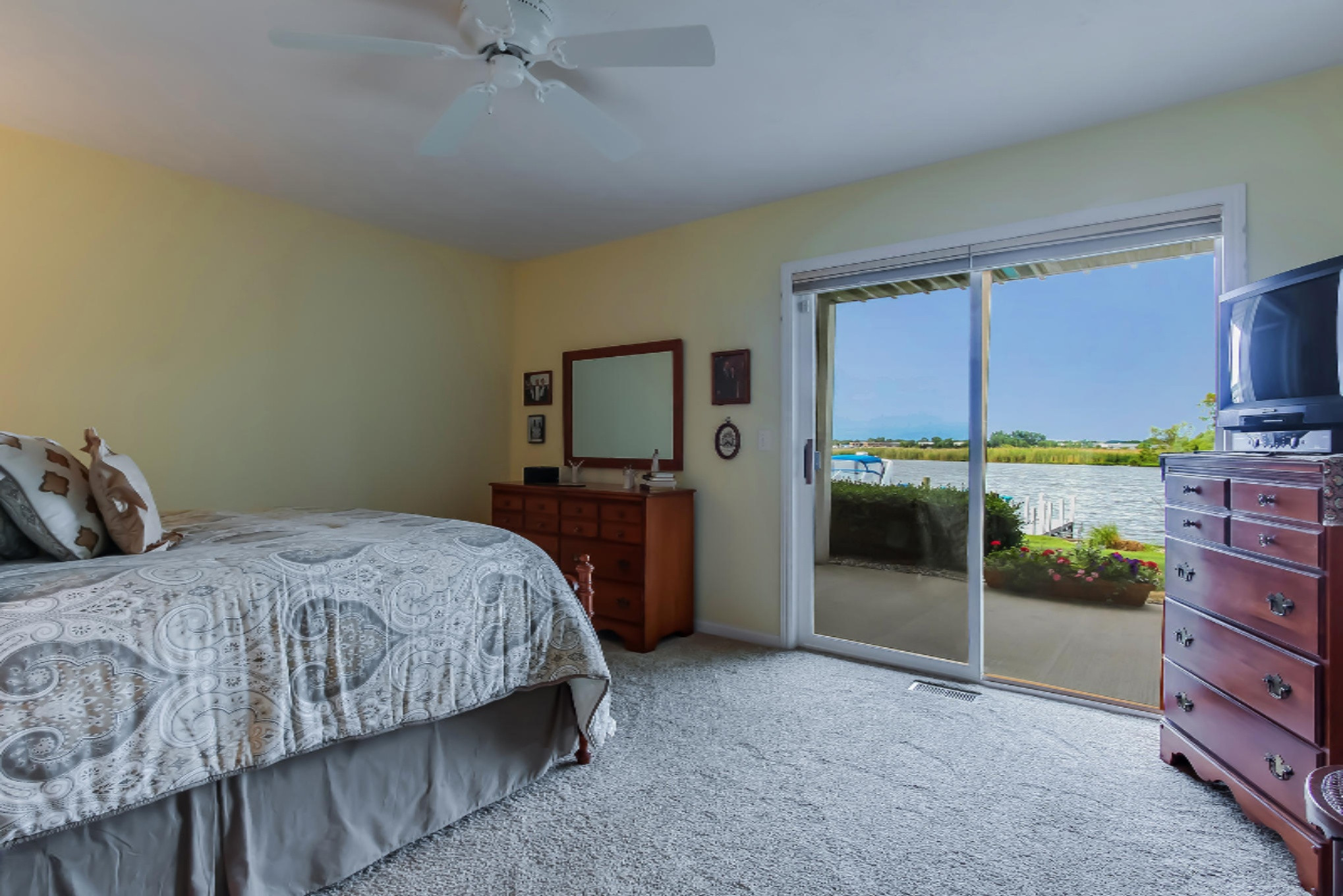253 Riverfront Street, Unit 1 Spring Lake, MI 49456 - Photo 2 of 8 253-Riverfront-St_0025_blended