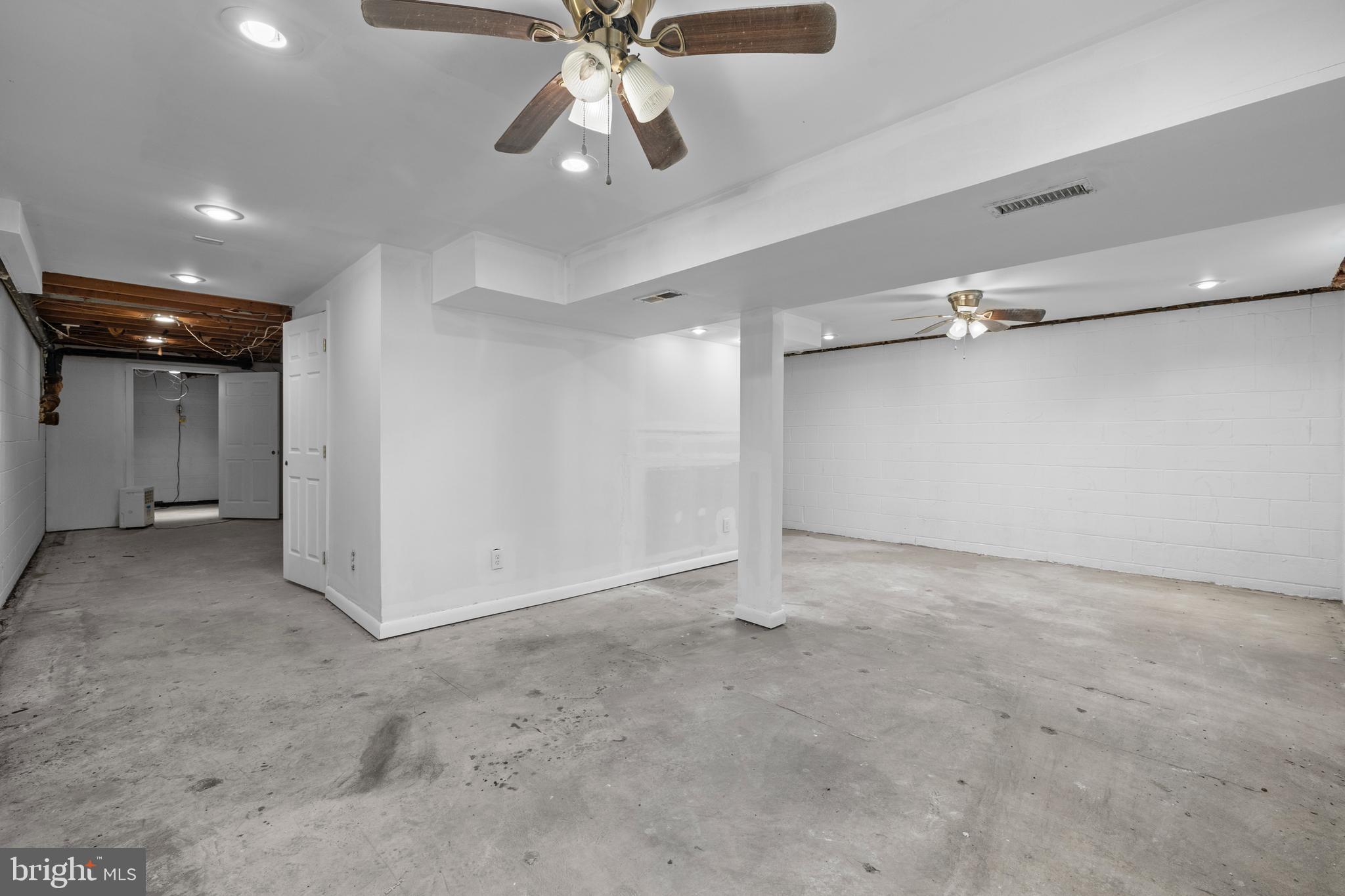 6912 Stratford Drive Sykesville, MD 21784 - Photo 31 of 46 a view of an empty room