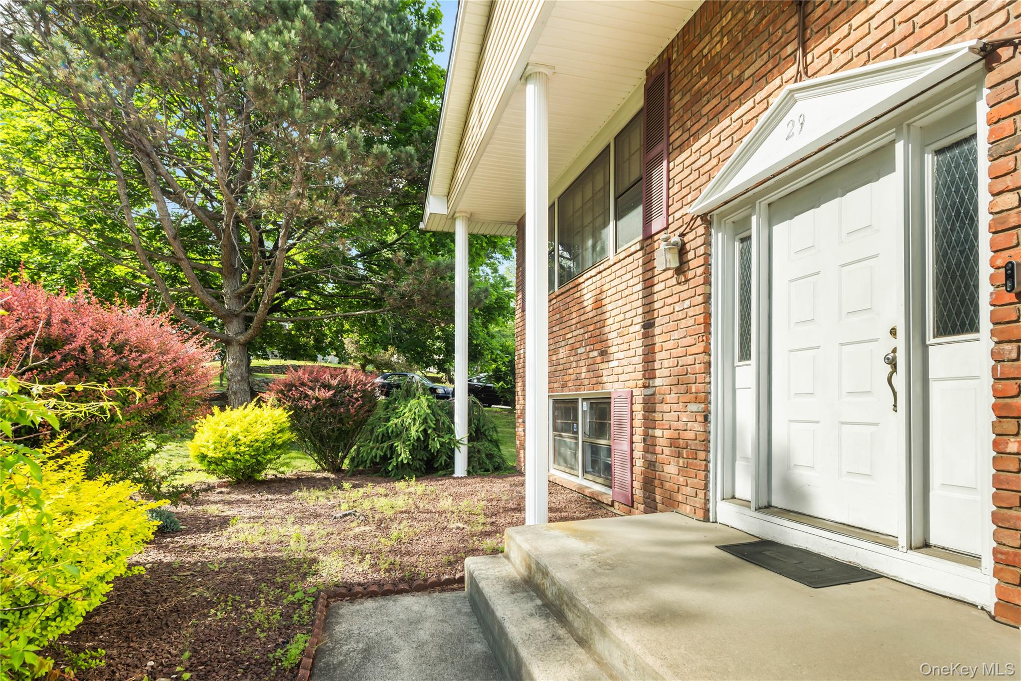 29 Sunny Ridge Road Spring Valley, NY 10977 - Photo 4 of 31